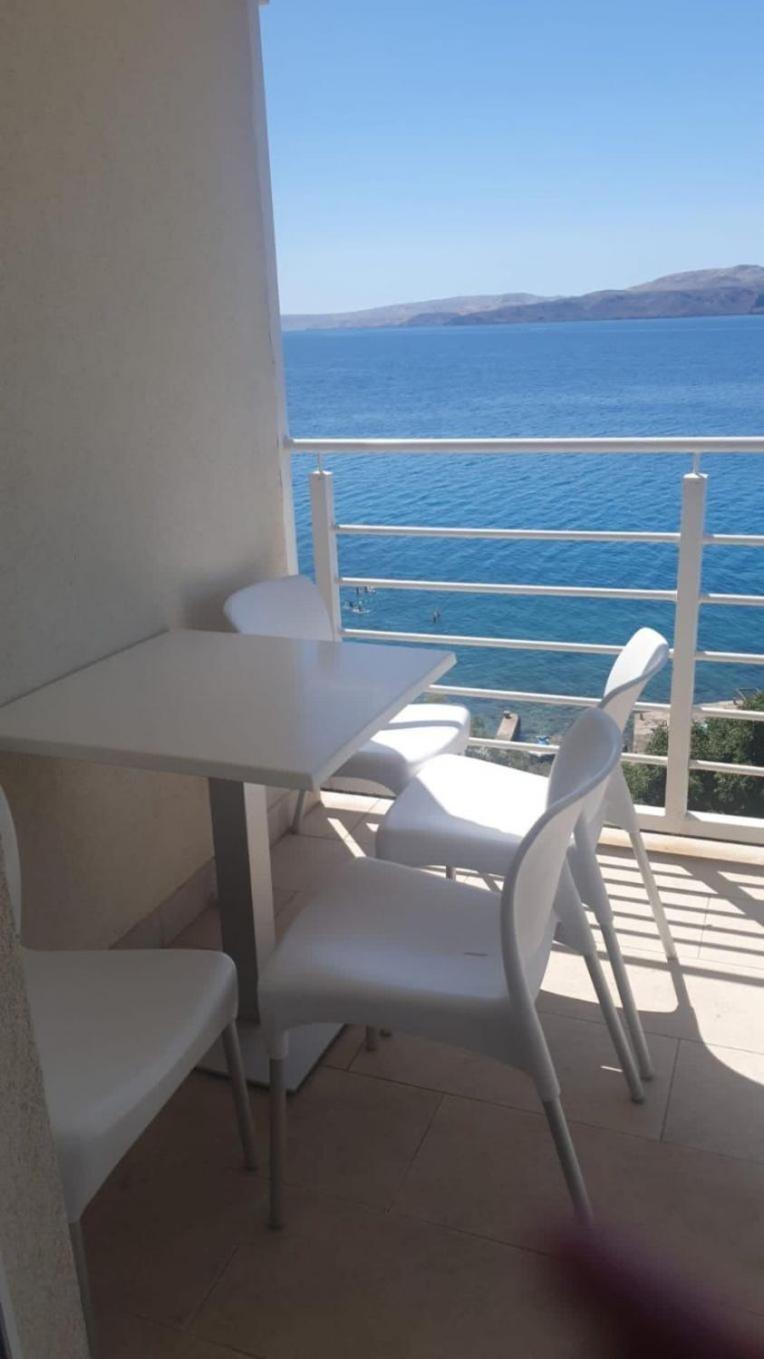 Apartments Neno - 20 M From Beach Ribarica Kültér fotó