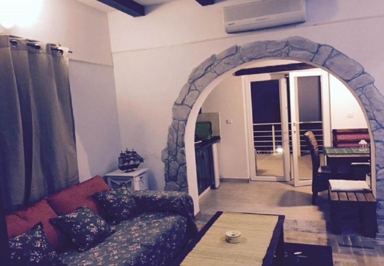Apartments Neno - 20 M From Beach Ribarica Kültér fotó